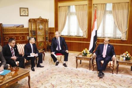 >  الرئيس لدى استقباله نائب وزير التنمية الاقتصادية الروسي أمس